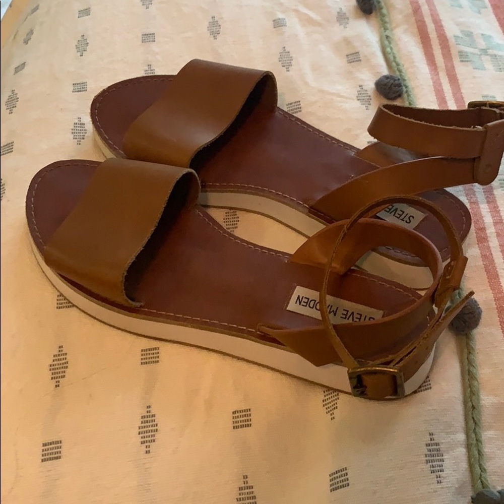 Steve Madden platform shoes